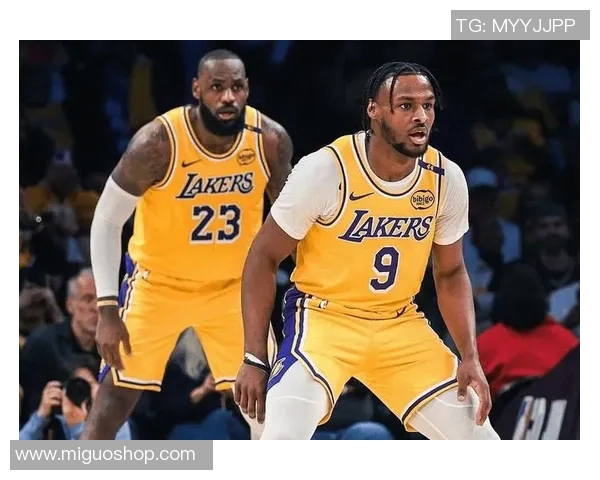 2009年马刺与湖人激战回顾：NBA季后赛的经典对决与传奇时刻