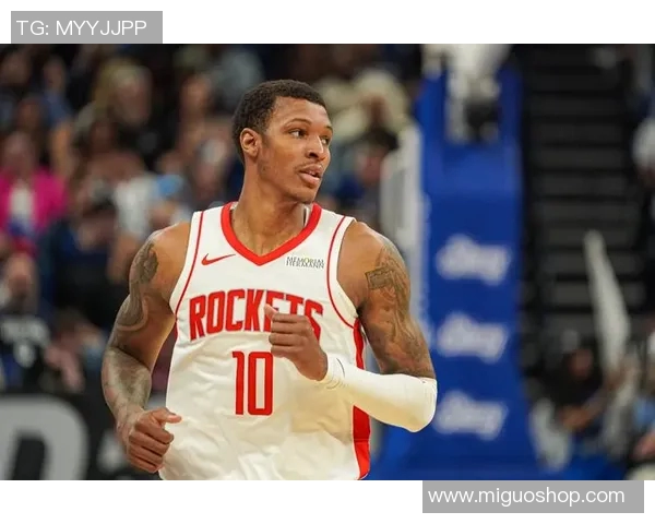 2004年NBA经典对决骑士与火箭的精彩瞬间回顾与分析