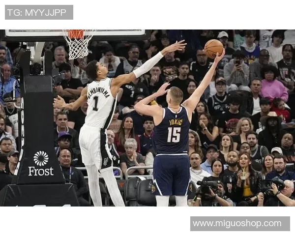 文班亚马新秀赛季表现惊艳场均数据领跑同届球员